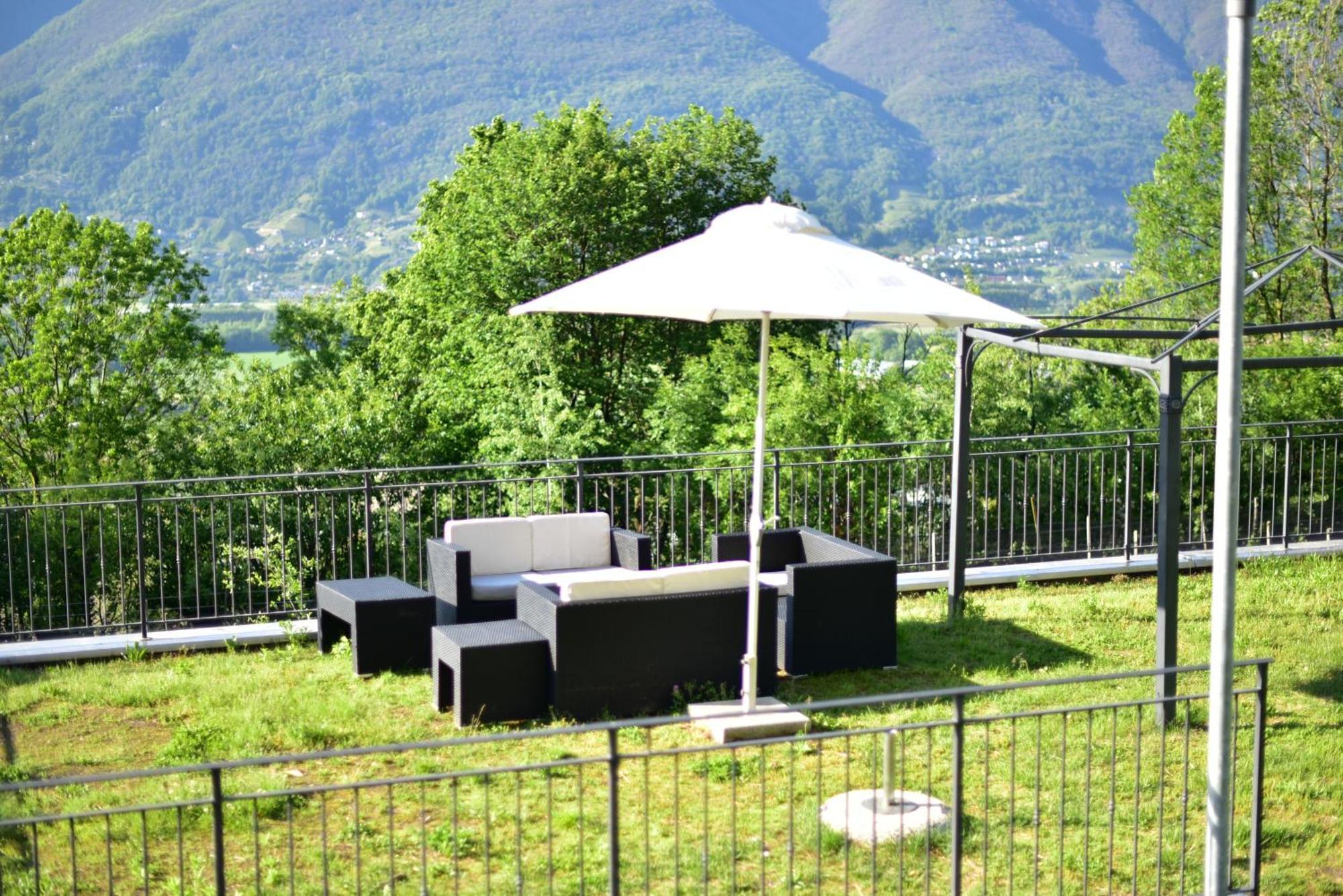 Agriturismo Viva Bacco Gambarogno Esterno foto